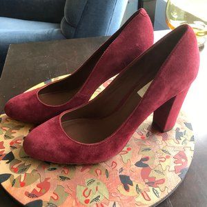 Ralph Lauren burgundy suede pumps sz 7.5B. Great!